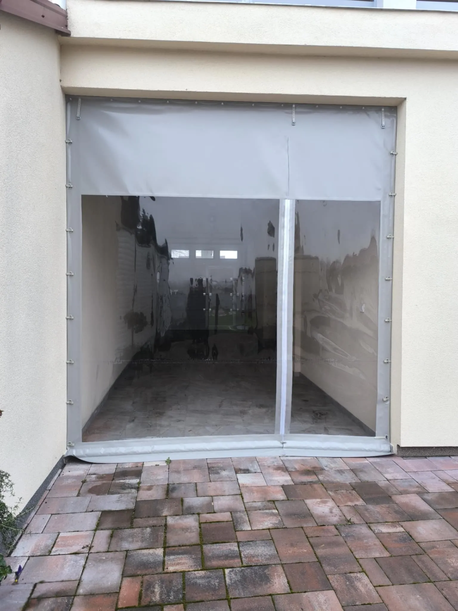 c3167fd6-aca0-4fd2-b495-777466d273b1